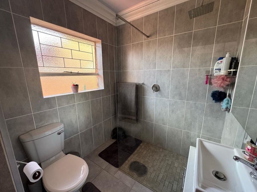 3 Bedroom Property for Sale in Camelot Northern Cape